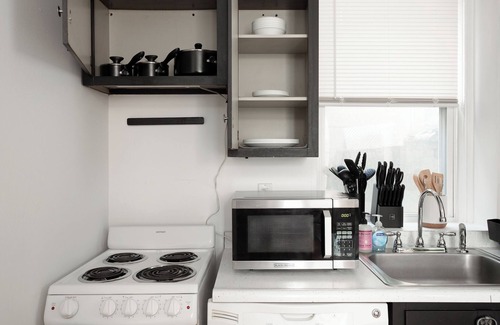 Shadyside Apartamento | 3min>Carnegie Mellon University:UPMC Shadyside:3min>CMU:Full Kitchen