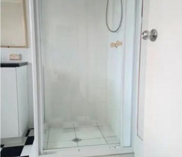 Runcorn Casa | 3mins walk to shopping centre city bus airport train station