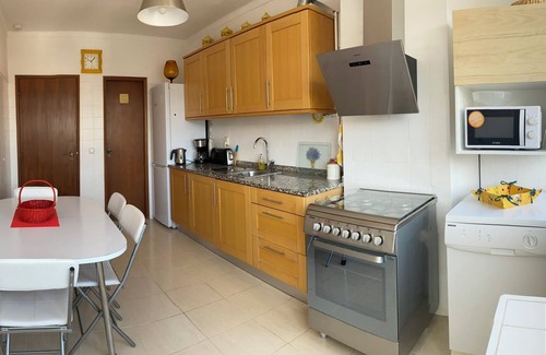 Buarcos Apartamento | 3mn walk from the beach, apartment in Buarcos.