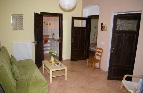Loebtau Apartamento | 3R-Fewo-bis-8-Personen-zentral-T8