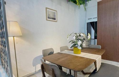 Daerah Kulai Apartamento | 3R2B Tranquil Getaway in Kulai