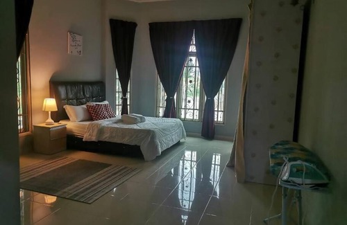 Kota Bharu Casa | 3R3B in Kota Bharu near Datu River