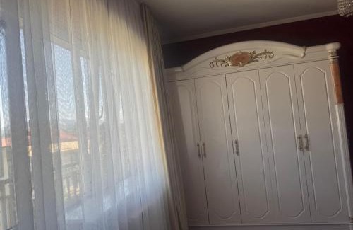 Imereti Apartamento | 4 ოთახი 3 საძინებელი ზღვიდან 100 მეტრში