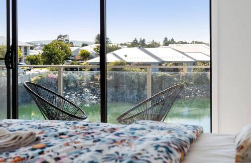 Victor Harbor Casa | 4-13 Central Dr Victor Harbor-No Linen Included
