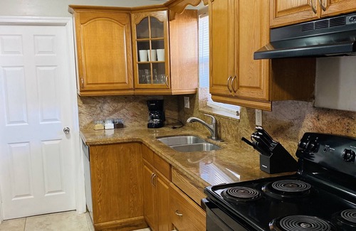 West Hollywood Casa | 4/2 Home w/pool Near Casino/Beach