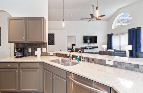 Bridgewater Crossing Casa | 4/2 Private Pool house near all famous attractions!!!