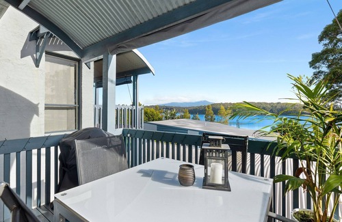 Narooma Villa | 4-53 Forsters Bay Road, Narooma - Blue Water Villas