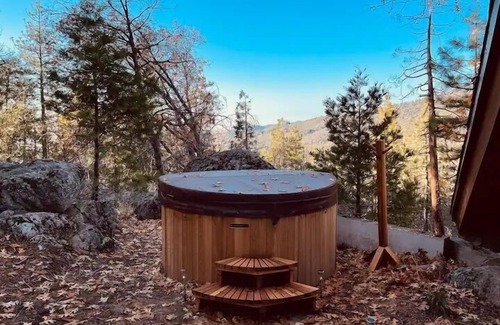 Idyllwild Cabina | 4 Acre A-Frame Private Retreat
