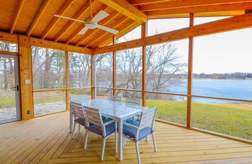 Ingleside Casa | 4 acres de lago privado - Fox Chain Of Lakes - 1 hora de Chicago