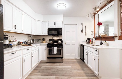 Leon Valley Casa | 4-BD 3-BA SA Medical Cen, Riverwalk, Fiesta, Rodeo