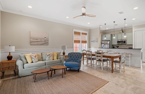Sandestin Cabaña | 4 Bd Bungalo at Sandestin, Golf Cart Included
