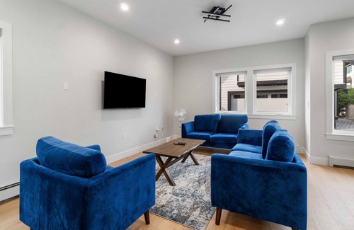Ladner Casa | 4 BD Lovely Family home in Delta!