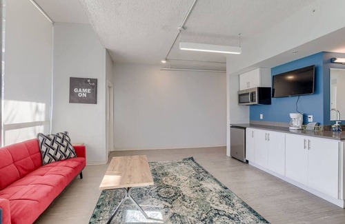 South Kansas City Apartamento | 4-BDR Pod Nr Rockhurst & UMKC for Students & Pro 1