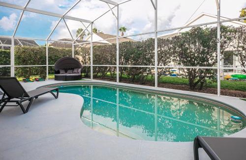 Westridge Villa | 4 bdr Villa With Heated Pool Near Disney