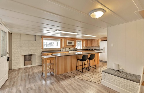 Canyon Rim Apartamento | 4 Bed, 1.5 Bath East SLC Apt - Blazing Google Fiber