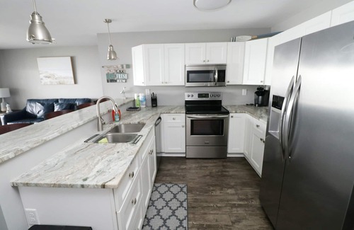 Put-in-Bay Condominio | 4 Bed / 3 Bath - 1 Mile to Downtown, Perfect for your Island Getaway