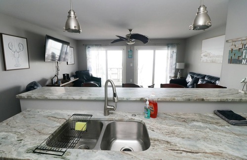 Put-in-Bay Condominio | 4 Bed / 3 Bath - 1 Mile to Downtown, Perfect for your Island Getaway