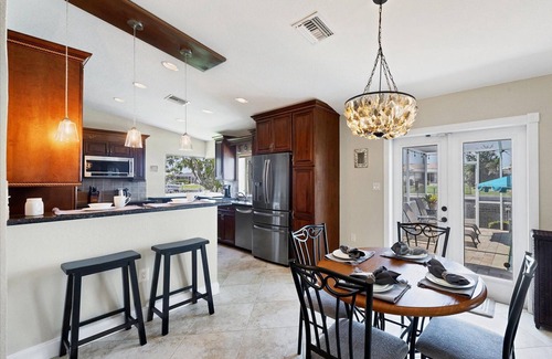 Charlotte Harbor Villa | 4 Bed 3 Baths Villa in Charlotte Harbor Area #945