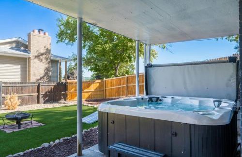 Ralston Valley Casa | 4 Bed And 3 Bath With An Amazing Yard And Hot Tub