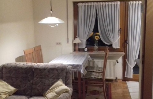 Dhron Apartamento | 4-bed apartment for 2 persons with 2 bedrooms - Ferienwohnung Gorges