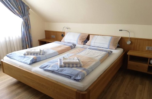 Kaimt Cama Y Desayuno | Apartamento de 4 camas, torre redonda - Schier, Appart-Pension