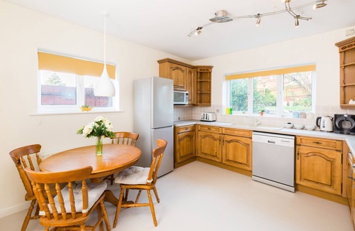 Tamworth Casa | Casa-Baño Privado-4 Bed Nec/Bhx/Snowdome