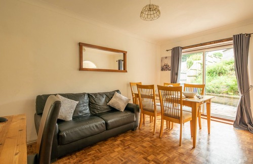 Nelson Casa | 4-Bed Detached, Pet Friendly House in Nelson