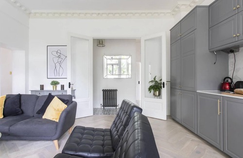 Ealing Broadway Apartamento | Stunning 4-bed Property in London-parking & Garden