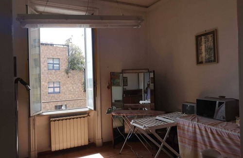 Garbatella Apartamento | 4 bed flat near metro,train, amenities
