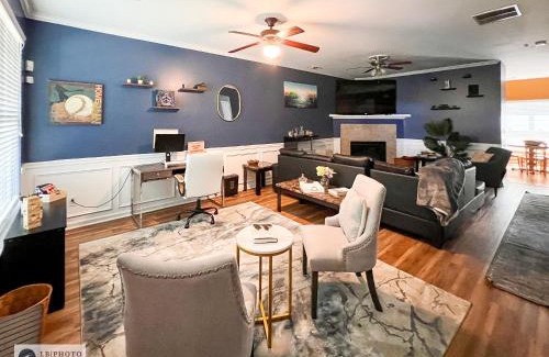 Church Street Casa | 4 - Bed home with Cali King Bed, 12 mins to DTWN
