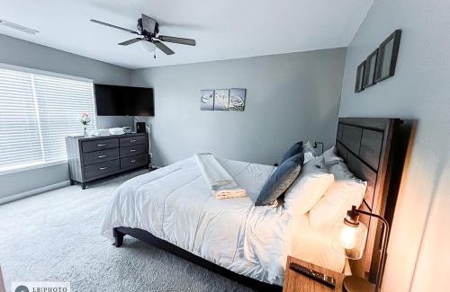 Church Street Casa | 4 - Bed home with Cali King Bed, 12 mins to DTWN