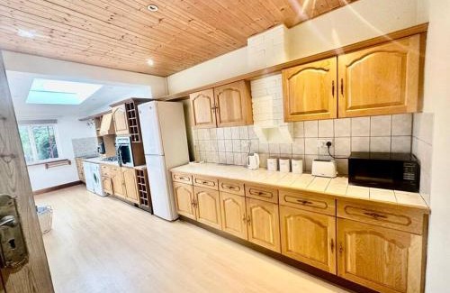 Lewisham Casa | 4 Bed house in Daneby Road,SE6