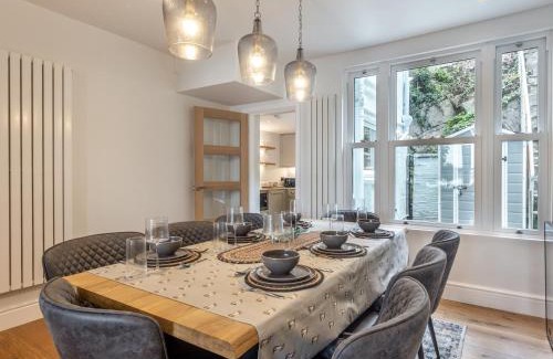 Aberdovey Casa | 4 Bed in Aberdovey 94232