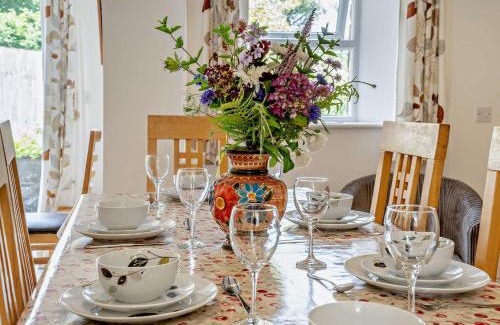 Abergavenny Casa | 4 Bed in Abergavenny 90003