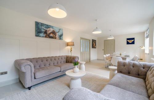 Alston Casa | 4 Bed in Alston oc-h33061