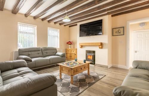 Bala Casa | 4 Bed in Bala 75288