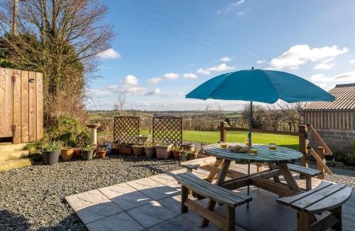 Milton Damerel Casa | 4 Bed in Bude 77663