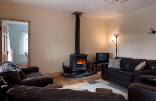 Carrigaholt Casa | 4 Bed in Carrigaholt oc-ii15582