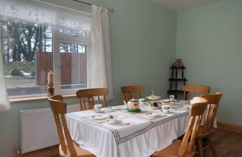 Carrigaholt Casa | 4 Bed in Carrigaholt oc-ii15582
