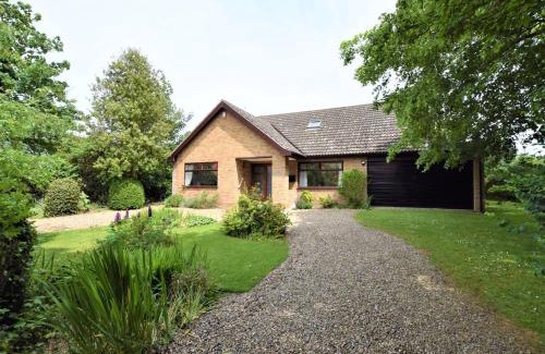Cromer Casa | 4 Bed in Cromer KT116