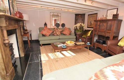 Dorchester Casa | 4 Bed in Dorchester 56025