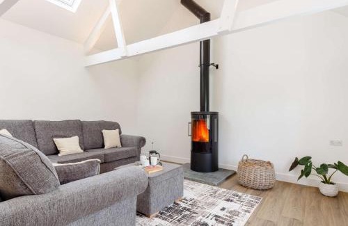 Redruth Casa | 4 Bed in Falmouth 85825