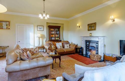 Hawkshead Casa | 4 Bed in Hawkshead Village LLH03