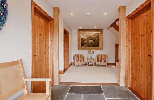 Launceston Casa | 4 Bed in Launceston BRHIG