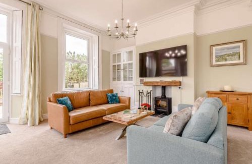 Matlock Casa | 4 Bed in Matlock 88011