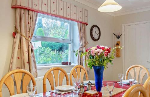 Penally Casa | 4 Bed in Penally FB267