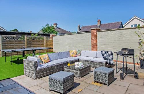 Saint Asaph Casa | 4 Bed in Saint Asaph 96246