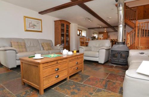 Alweston Casa | 4 bed in Sherborne FOLOW