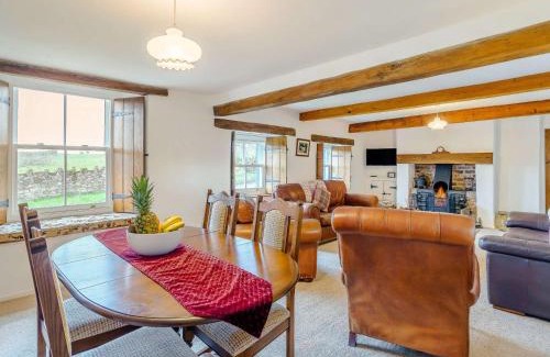 Wigton Casa | 4 Bed in Silloth 79563