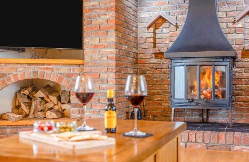 Glandyfi Casa | 4 Bed in Talybont oc-y32384